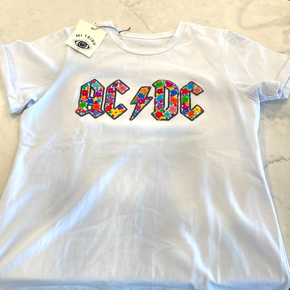 Mi Tribu AC/DC embroidery Tshirt